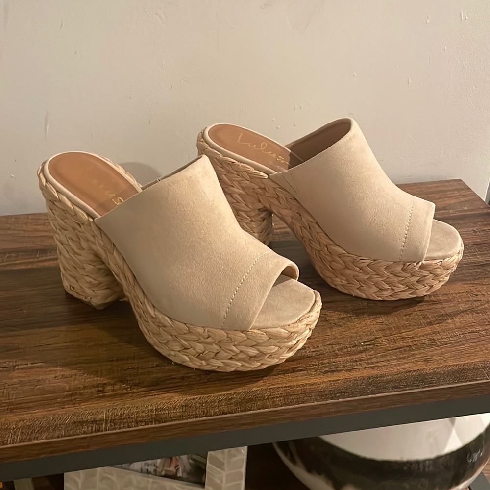 Nude Block Heel